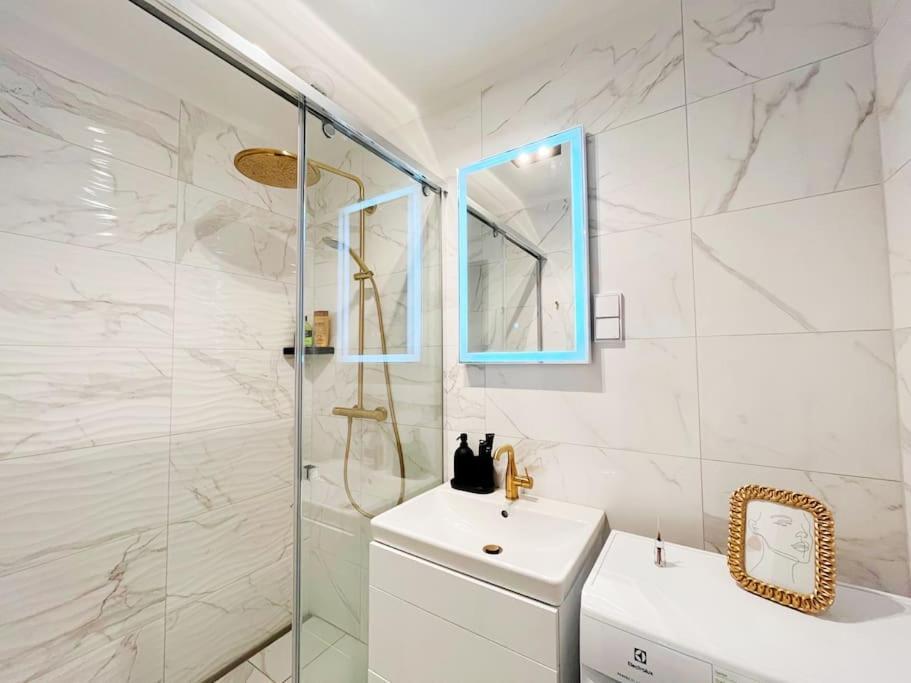 2Budapest Eye-Freegym And Sauna Luxury Home Eksteriør bilde